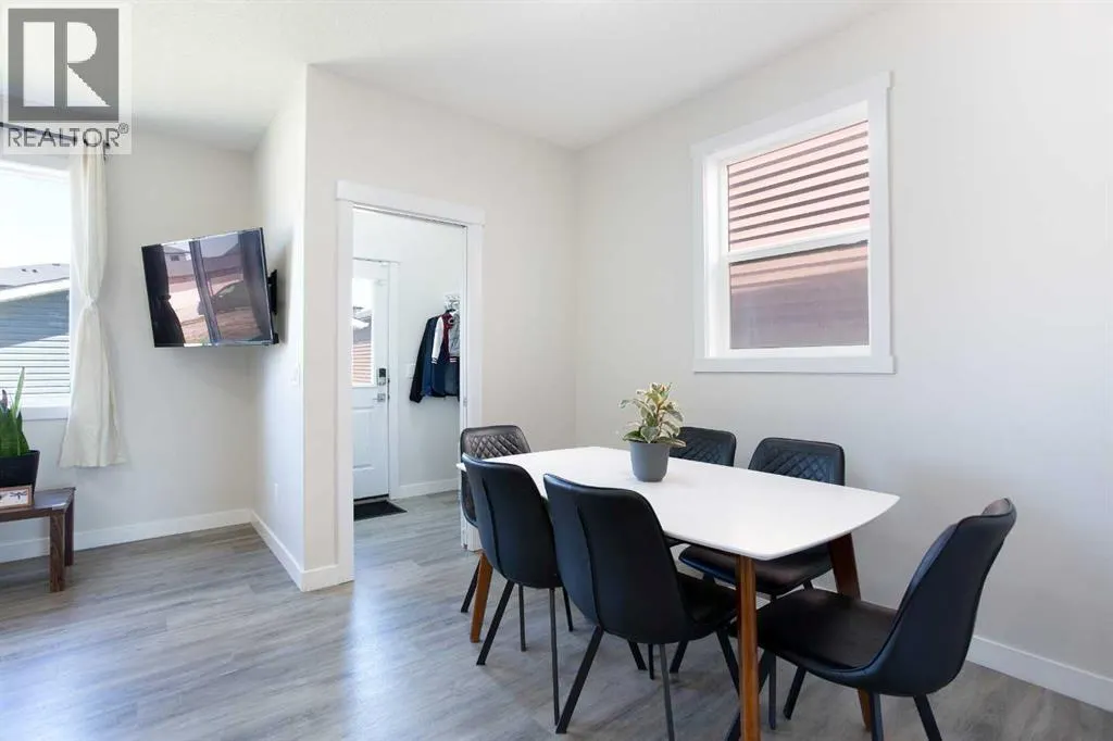 80 Belvedere Park SE