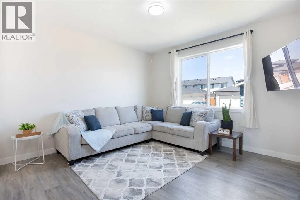 80 Belvedere Park SE