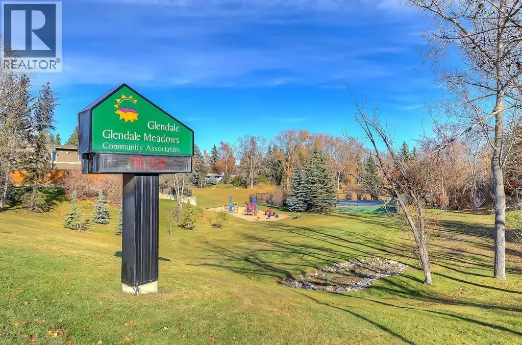 2 Granville Crescent SW