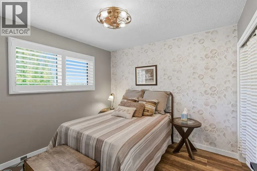 83 Brazeau Crescent SW