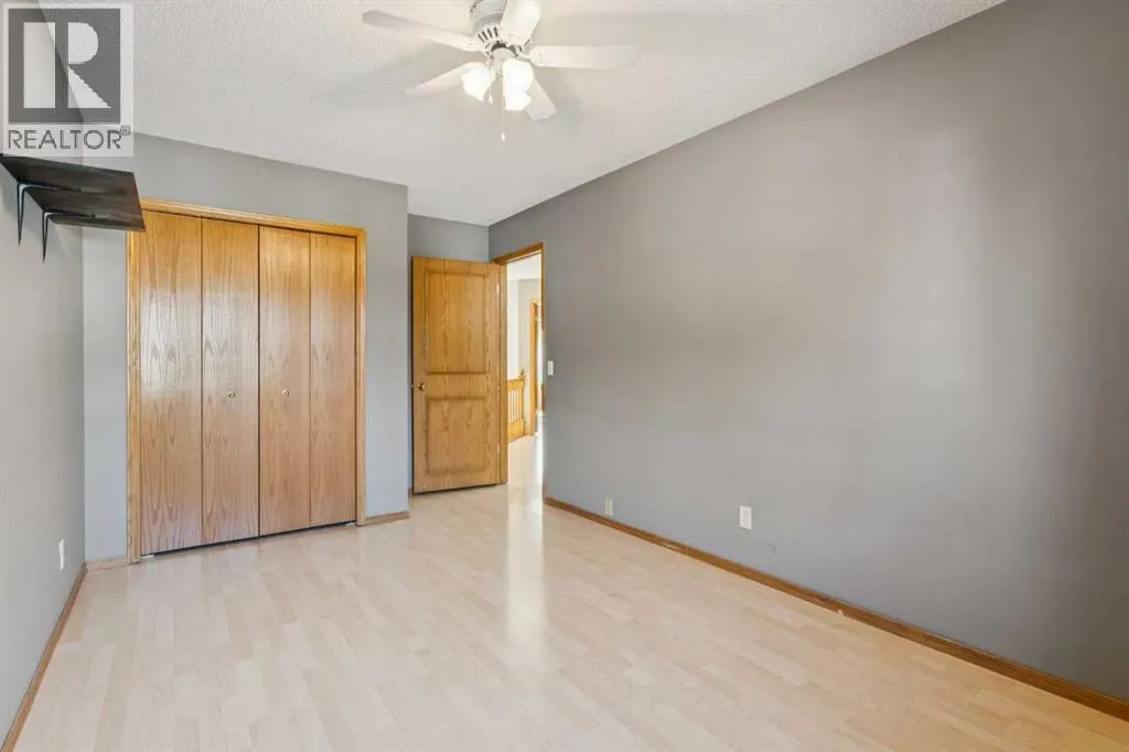 156 Edgevalley Circle NW