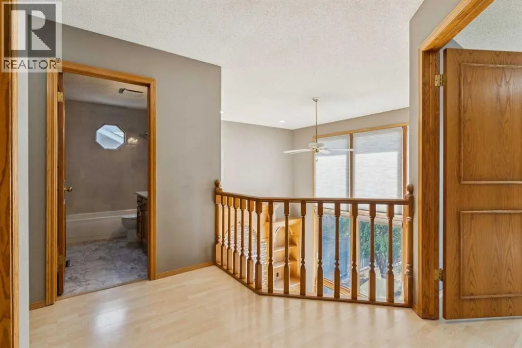 156 Edgevalley Circle NW