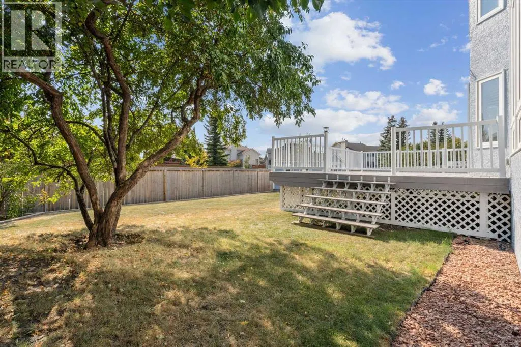 156 Edgevalley Circle NW