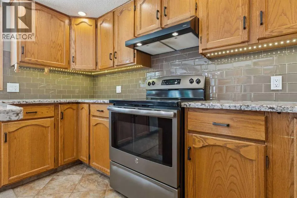 156 Edgevalley Circle NW