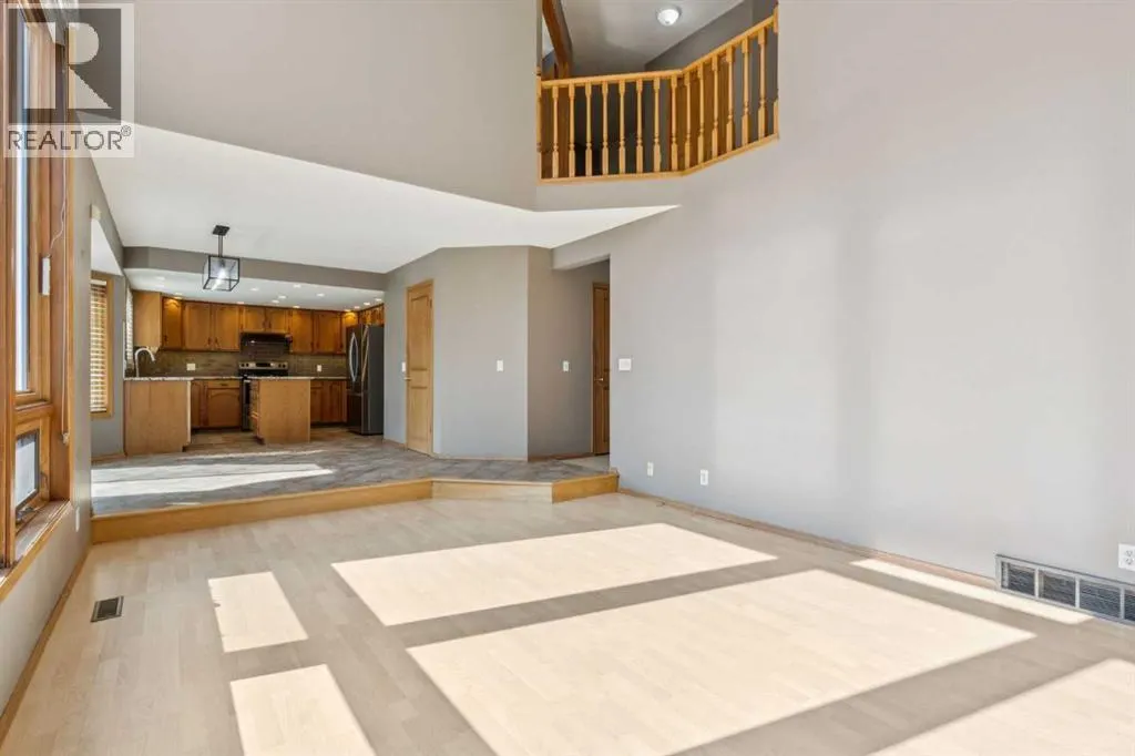 156 Edgevalley Circle NW