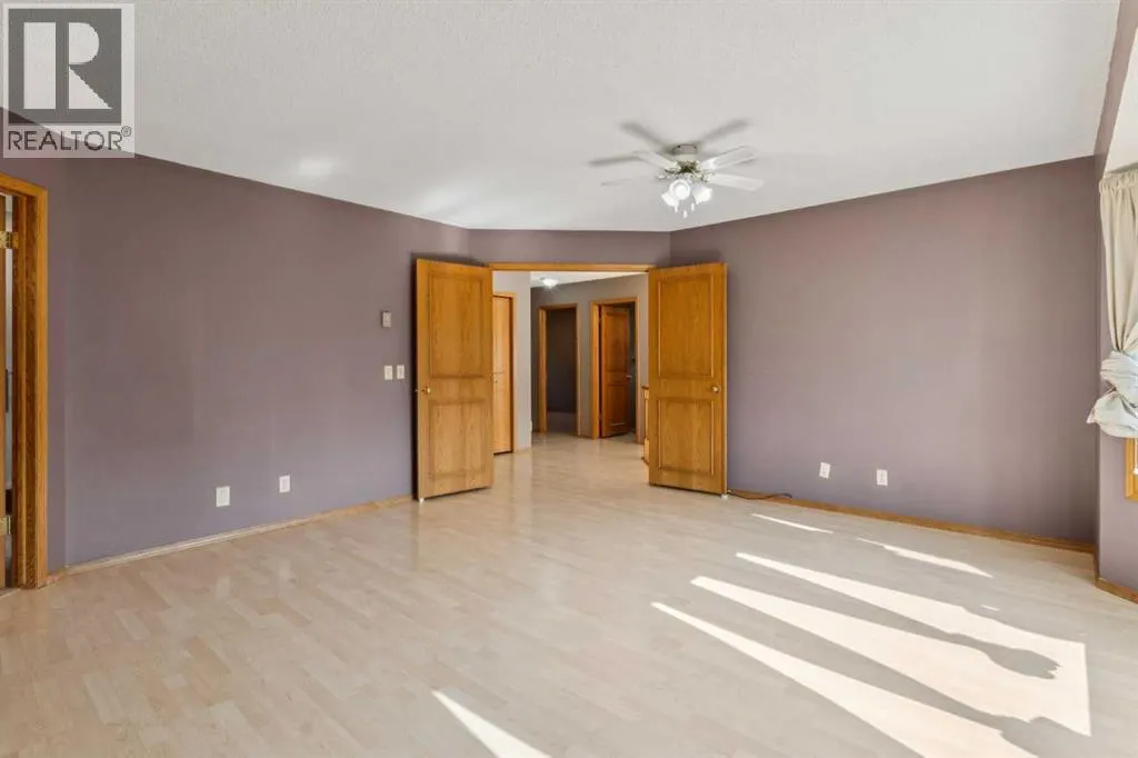 156 Edgevalley Circle NW