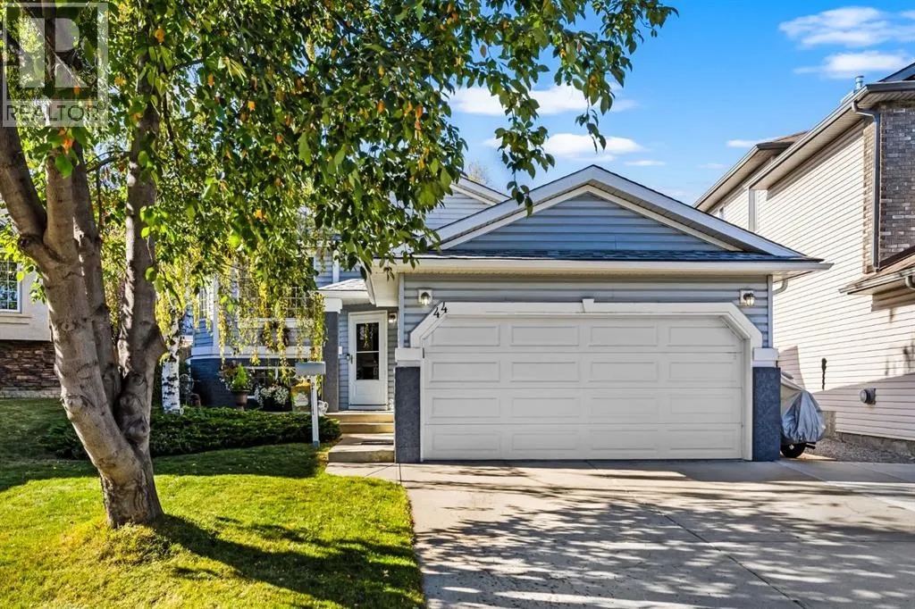 44 Harvest Park Road NE