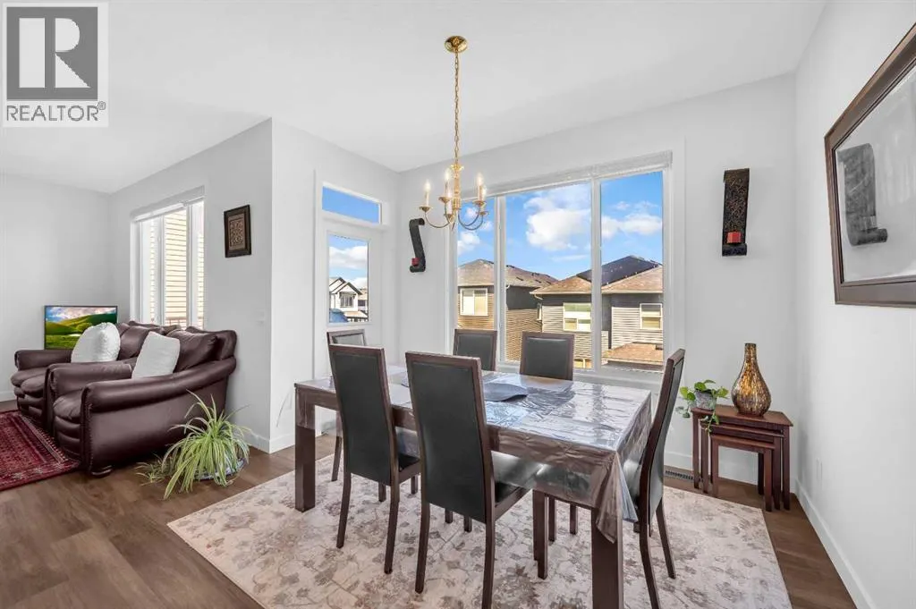127 Ambleside Crescent NW