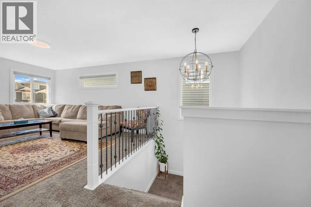 127 Ambleside Crescent NW