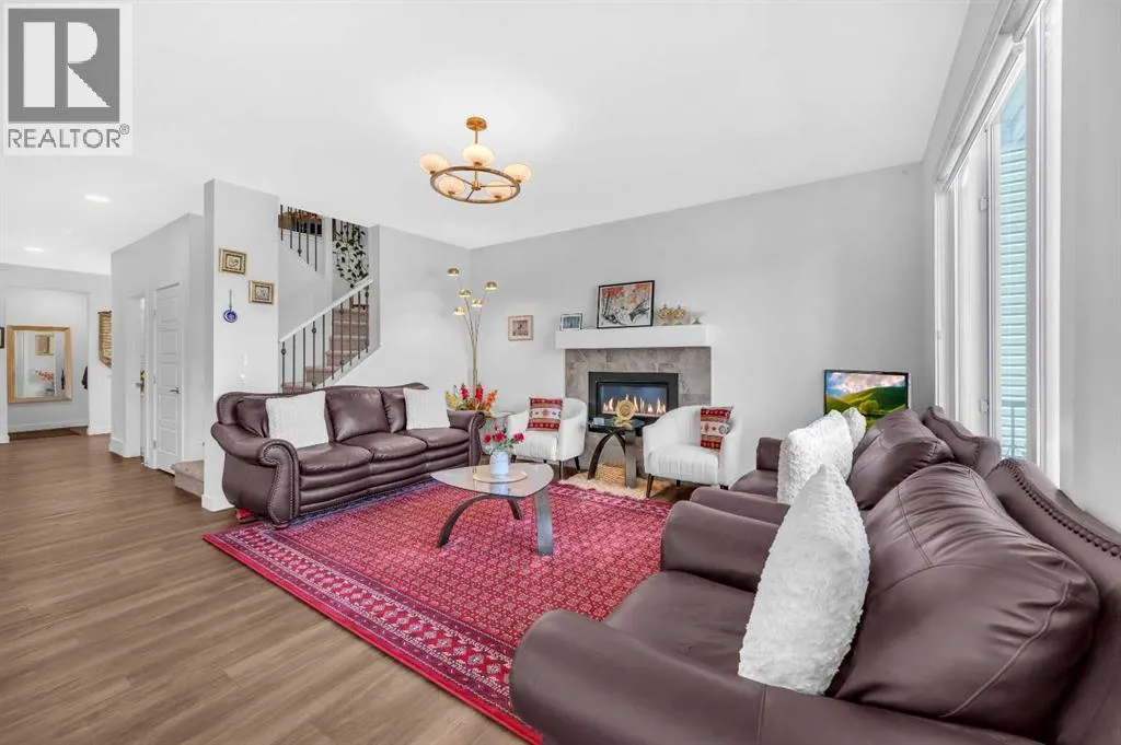 127 Ambleside Crescent NW