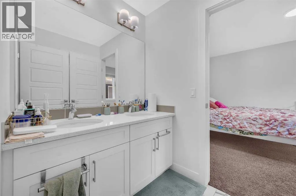 127 Ambleside Crescent NW