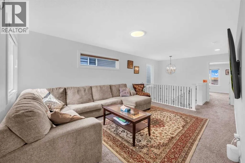 127 Ambleside Crescent NW