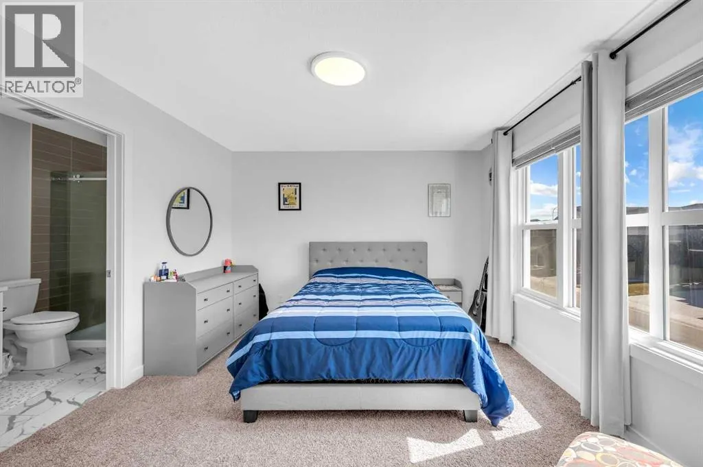 127 Ambleside Crescent NW