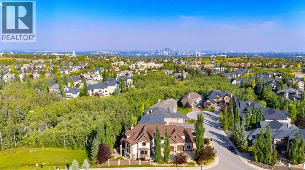 4 Aspen Ridge Bay SW