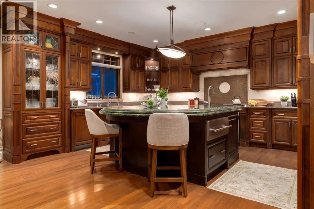 4 Aspen Ridge Bay SW