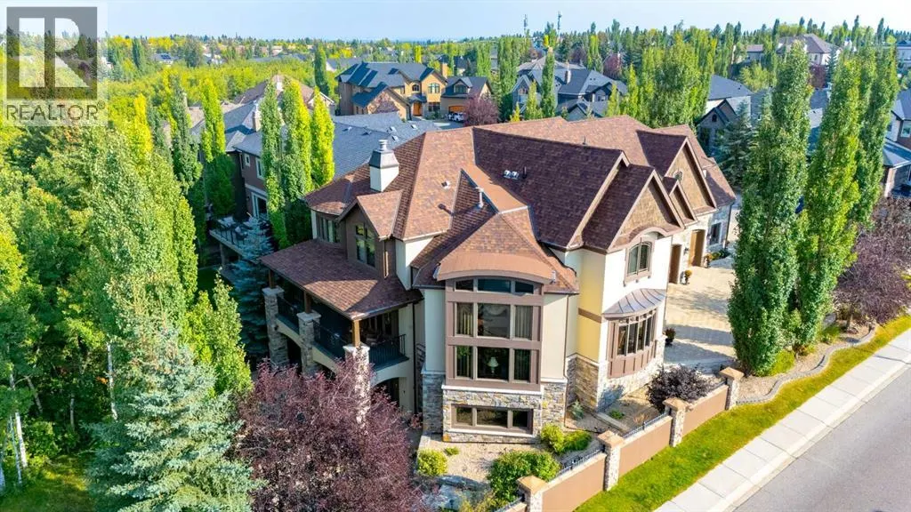 4 Aspen Ridge Bay SW