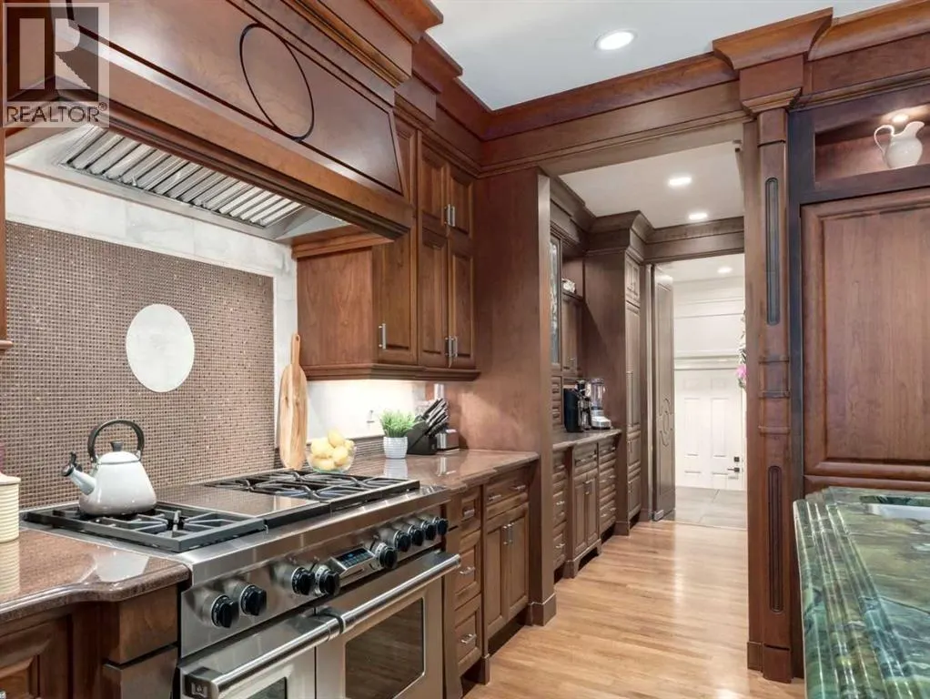 4 Aspen Ridge Bay SW