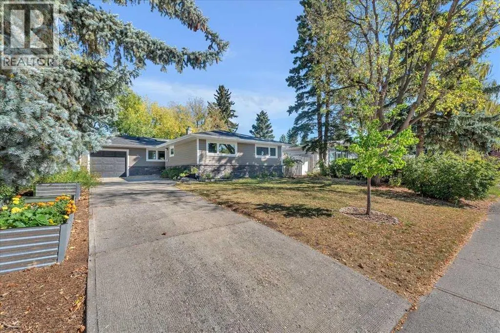 74 Walnut Drive SW