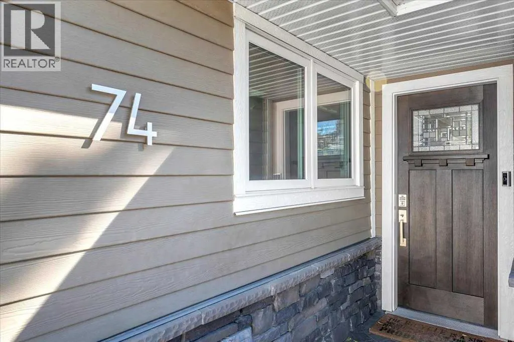 74 Walnut Drive SW