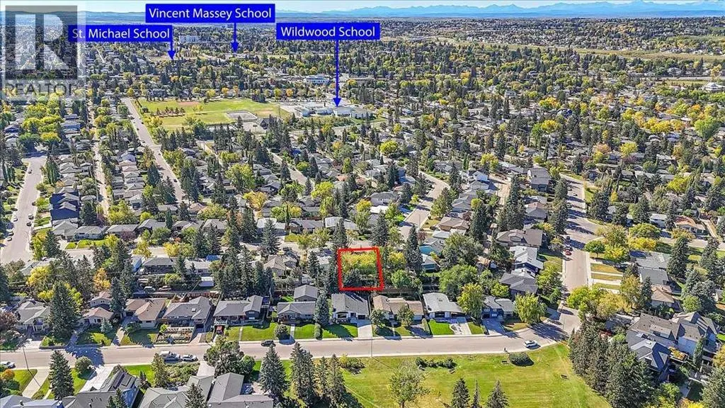 74 Walnut Drive SW