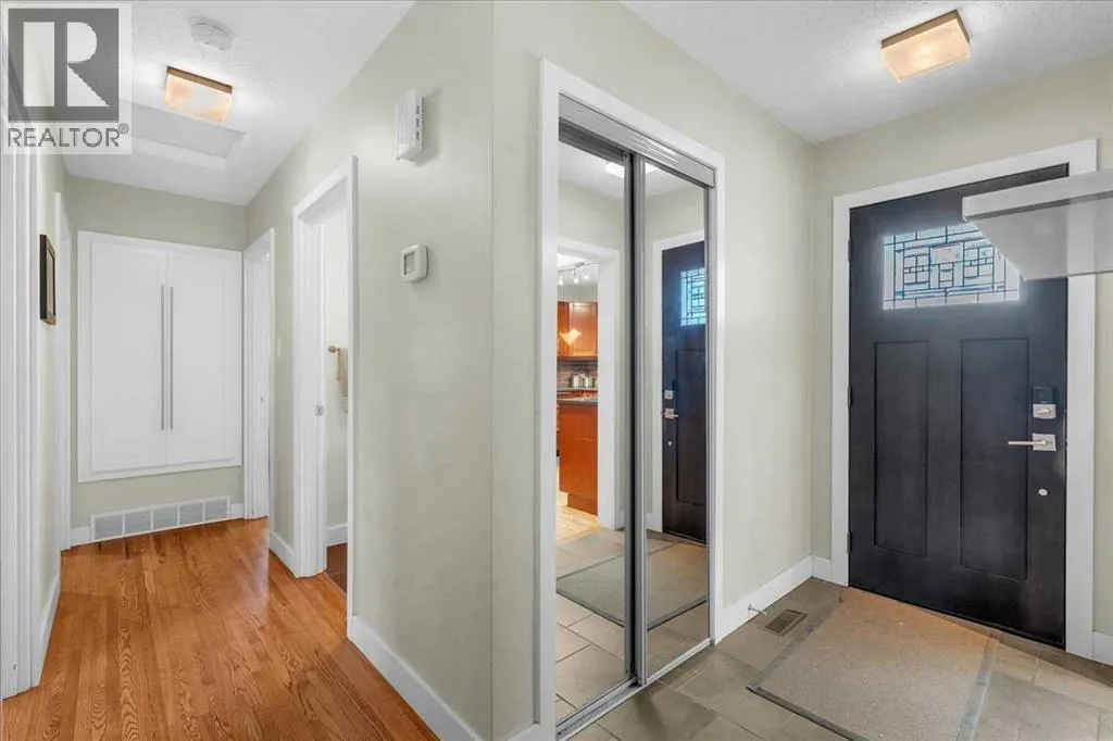 74 Walnut Drive SW