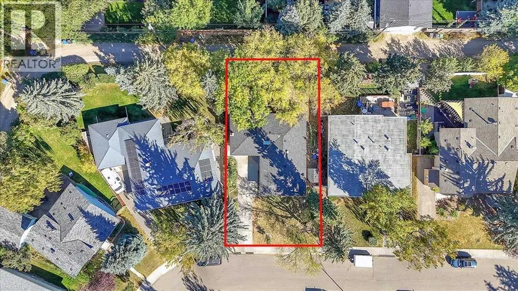 74 Walnut Drive SW
