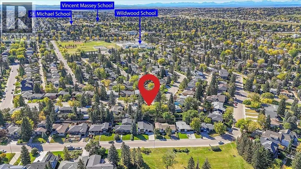 74 Walnut Drive SW