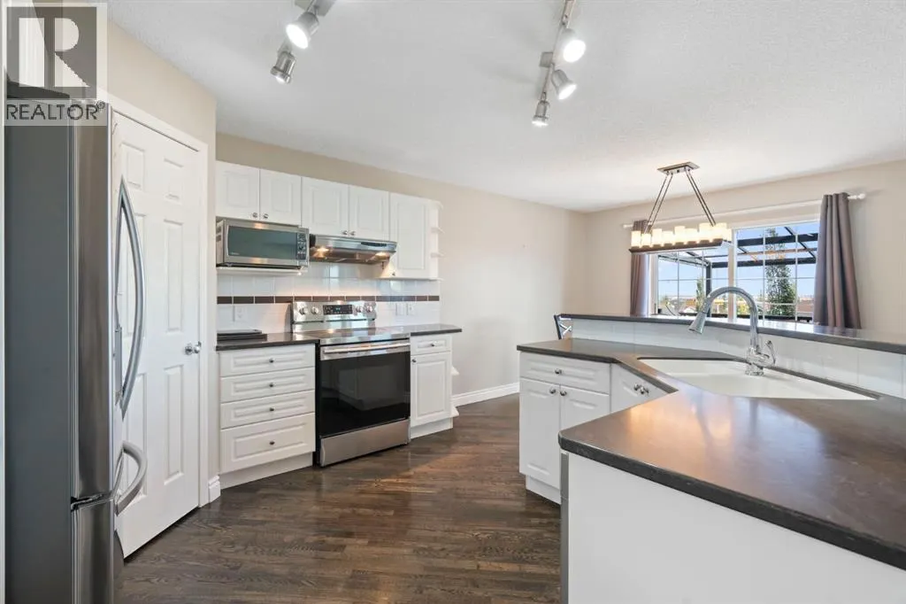 59 Panorama Hills Road NW