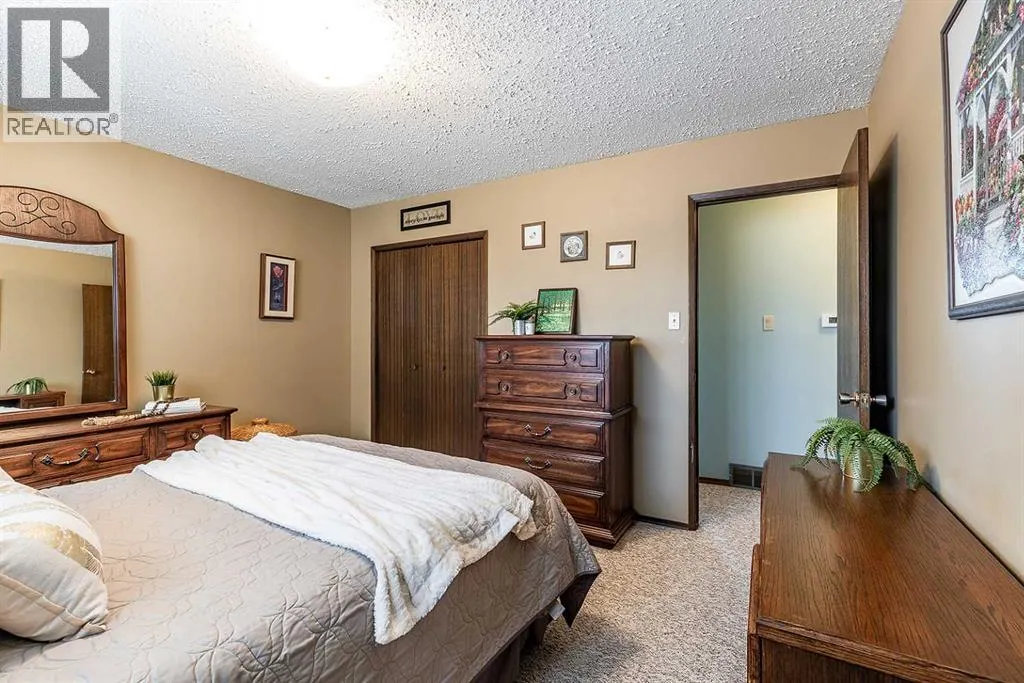 3 Ross Heights Green SE
