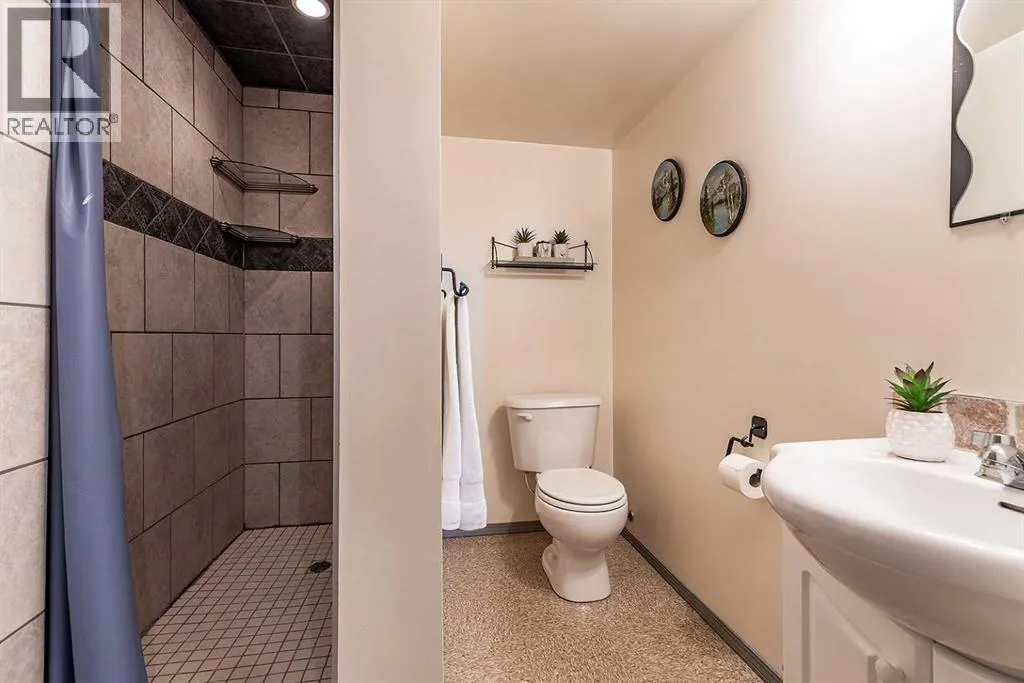 3 Ross Heights Green SE