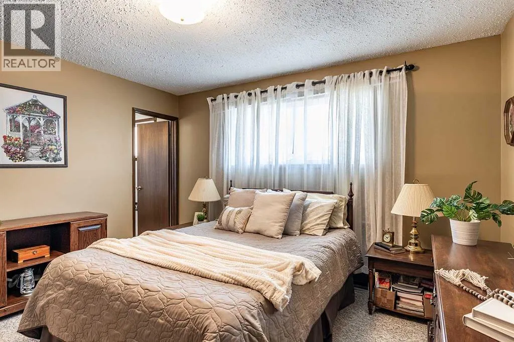 3 Ross Heights Green SE