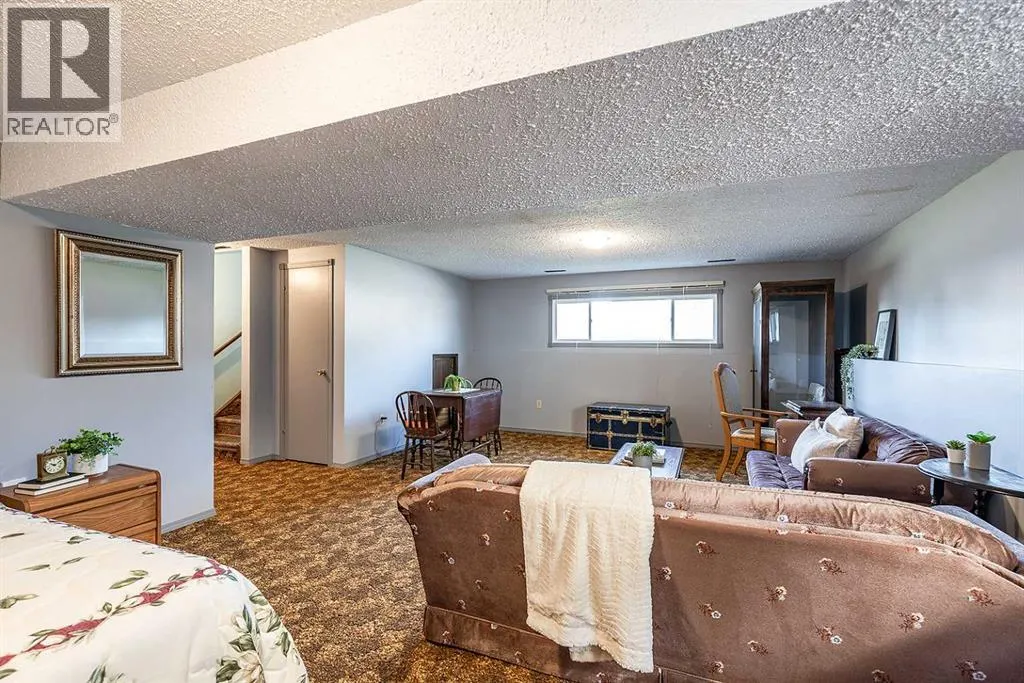 3 Ross Heights Green SE
