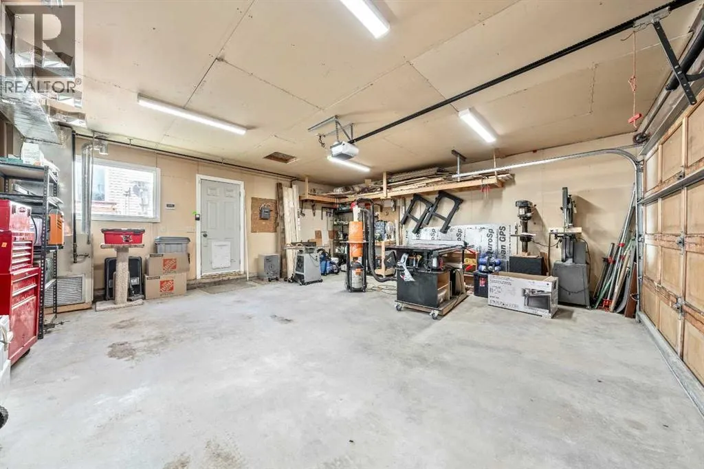 135 Westridge Close