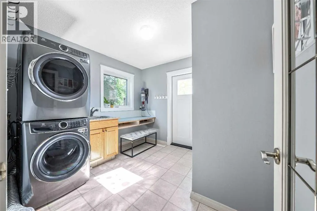 135 Westridge Close