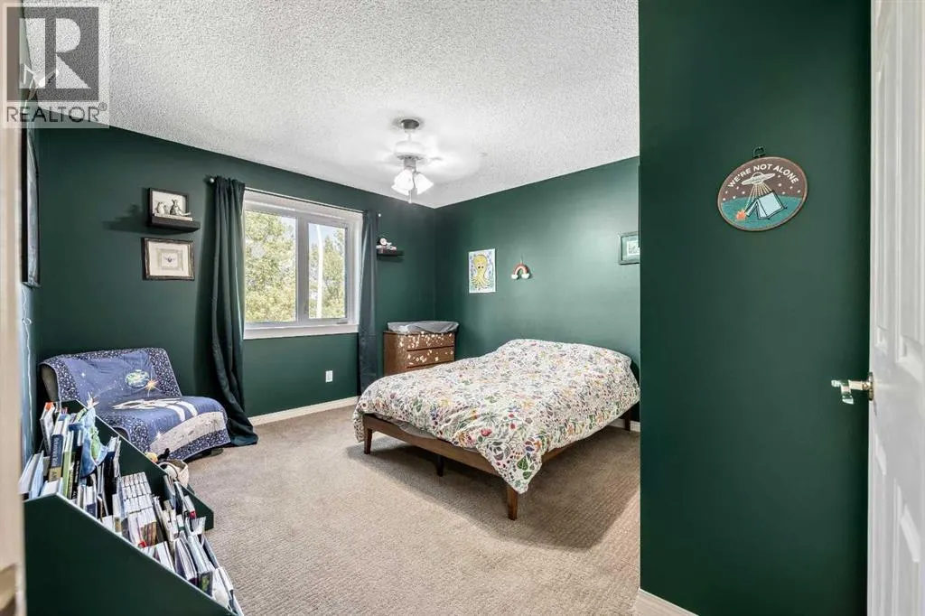 135 Westridge Close