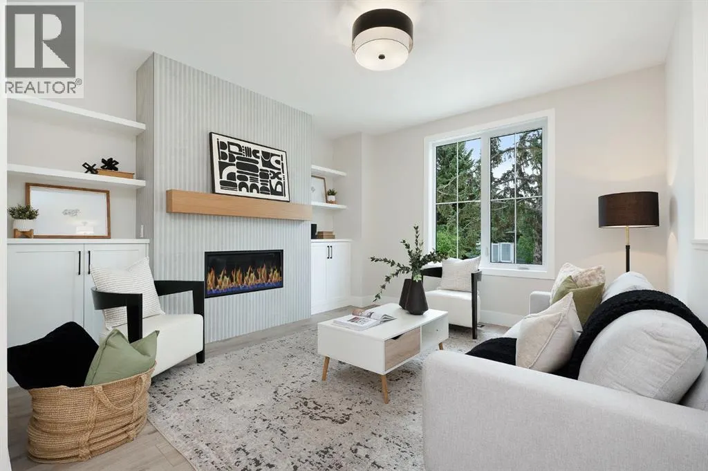 102 West Glen Crescent SW