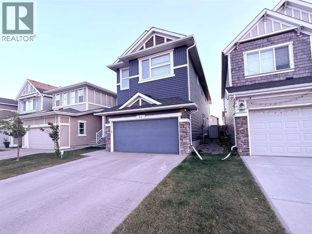 39 Redstone Road NE