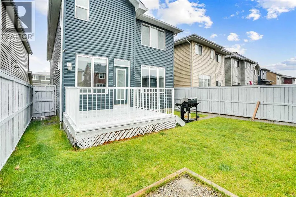 39 Redstone Road NE