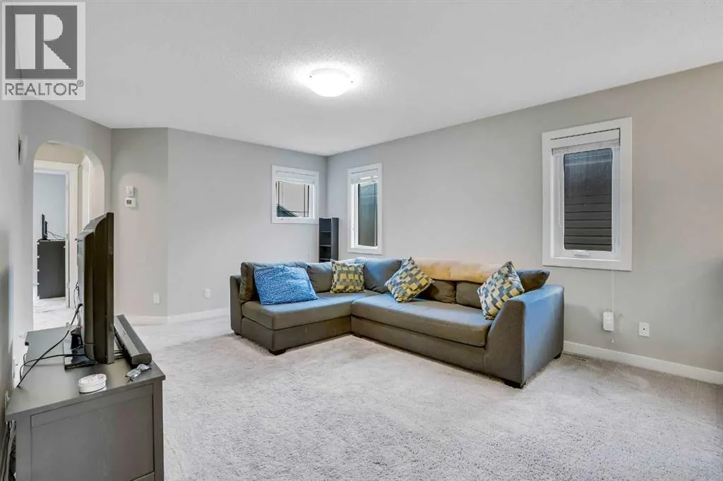 39 Redstone Road NE