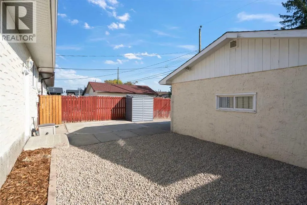 192 Dovercliffe Way SE