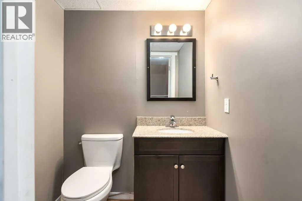 30 Copperpond Place SE