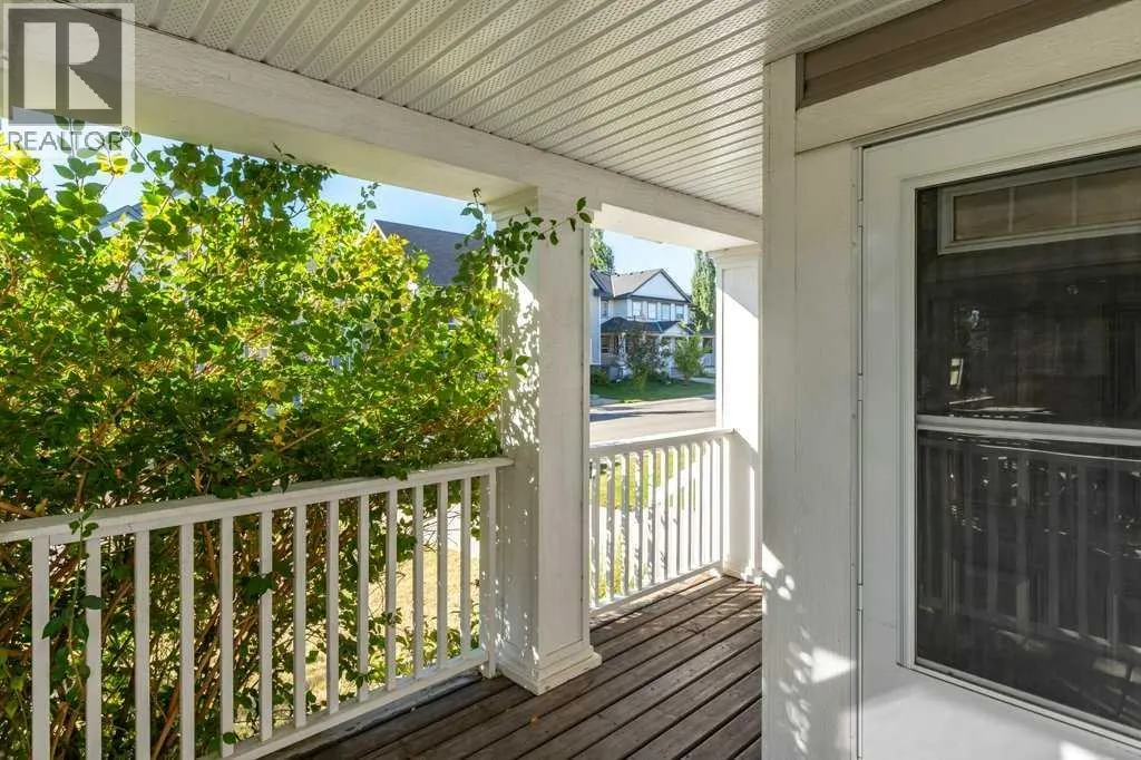 30 Copperpond Place SE