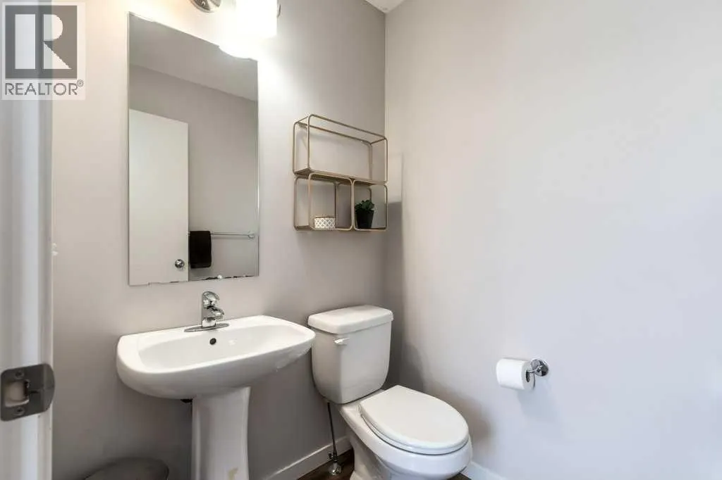 30 Copperpond Place SE