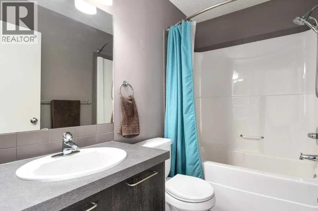 30 Copperpond Place SE