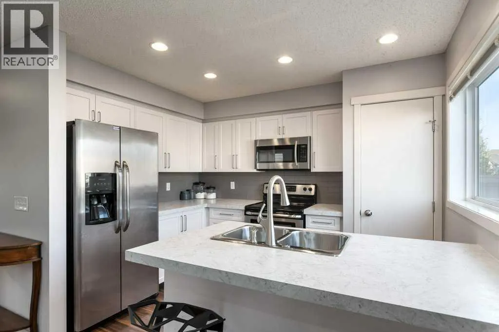30 Copperpond Place SE