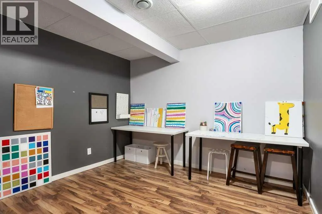 30 Copperpond Place SE
