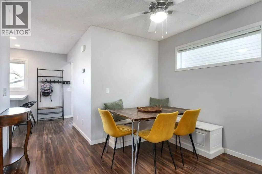 30 Copperpond Place SE