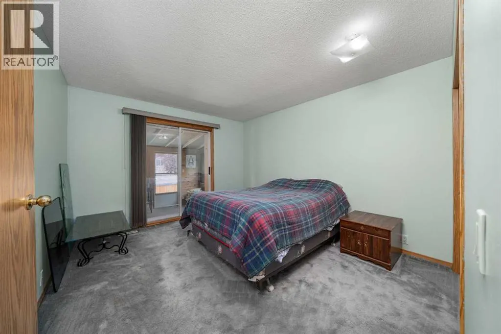 56 Martinwood Way NE