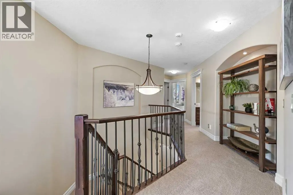 147 Coopers Hill SW