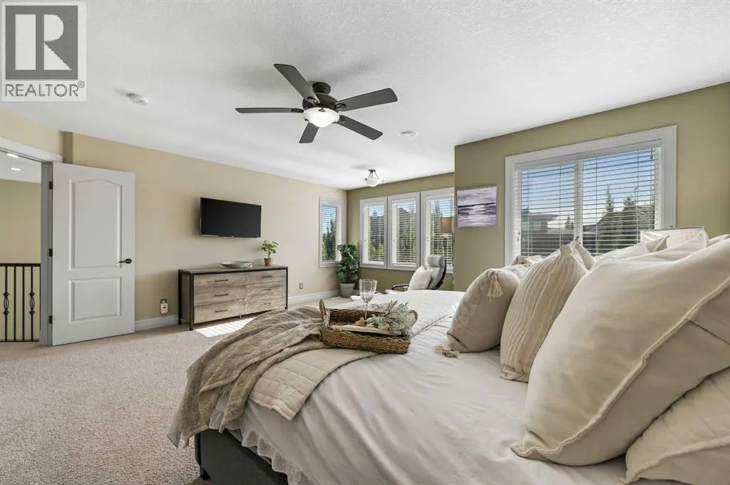 147 Coopers Hill SW